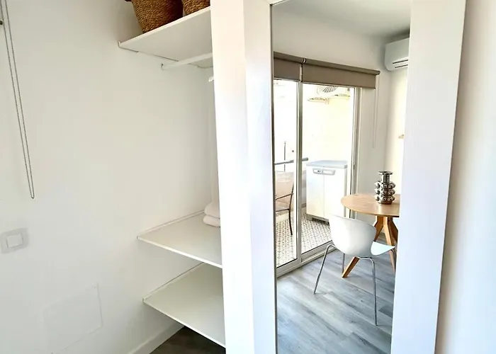 Apartman Beachside By 10tosea *