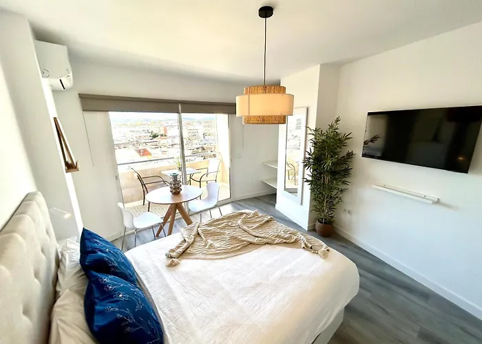 Beachside By 10tosea *